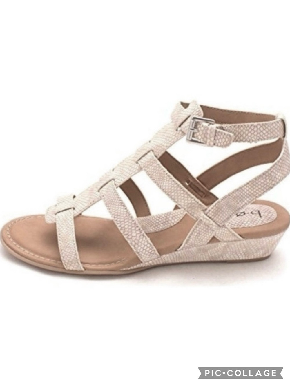 B.O.C. Heidi Gladiator Sandals Wedge Beige Ivory Snake Print 9 Comfort
